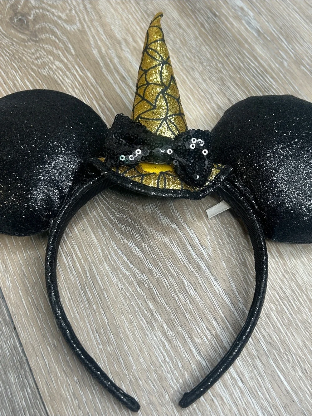 Disney Halloween Minnie Mouse Ears Headband Black Gold Glitter Witch Hat